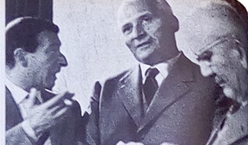 Il monarca e i ribelli