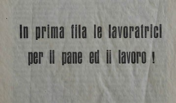 In prima fila le lavoratrici per il pane ed il lavoro!